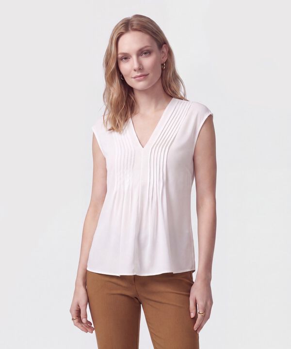 Blusa Con Alforjas Y Escote En V Mujer image number null