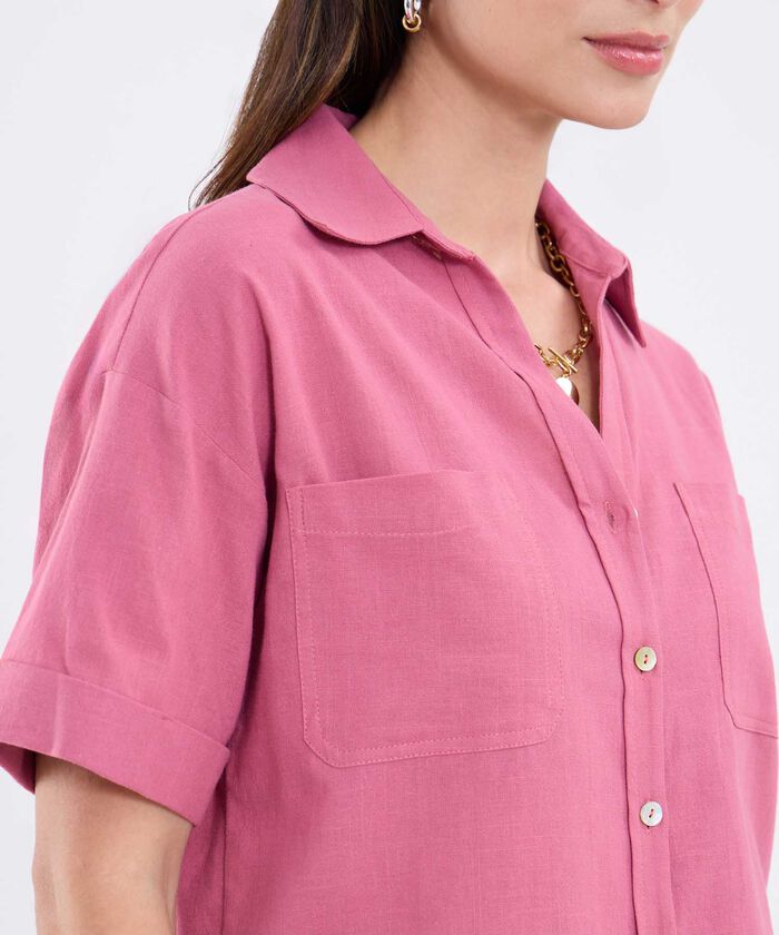 Camisa Unicolor Con Bolsillos En Frente