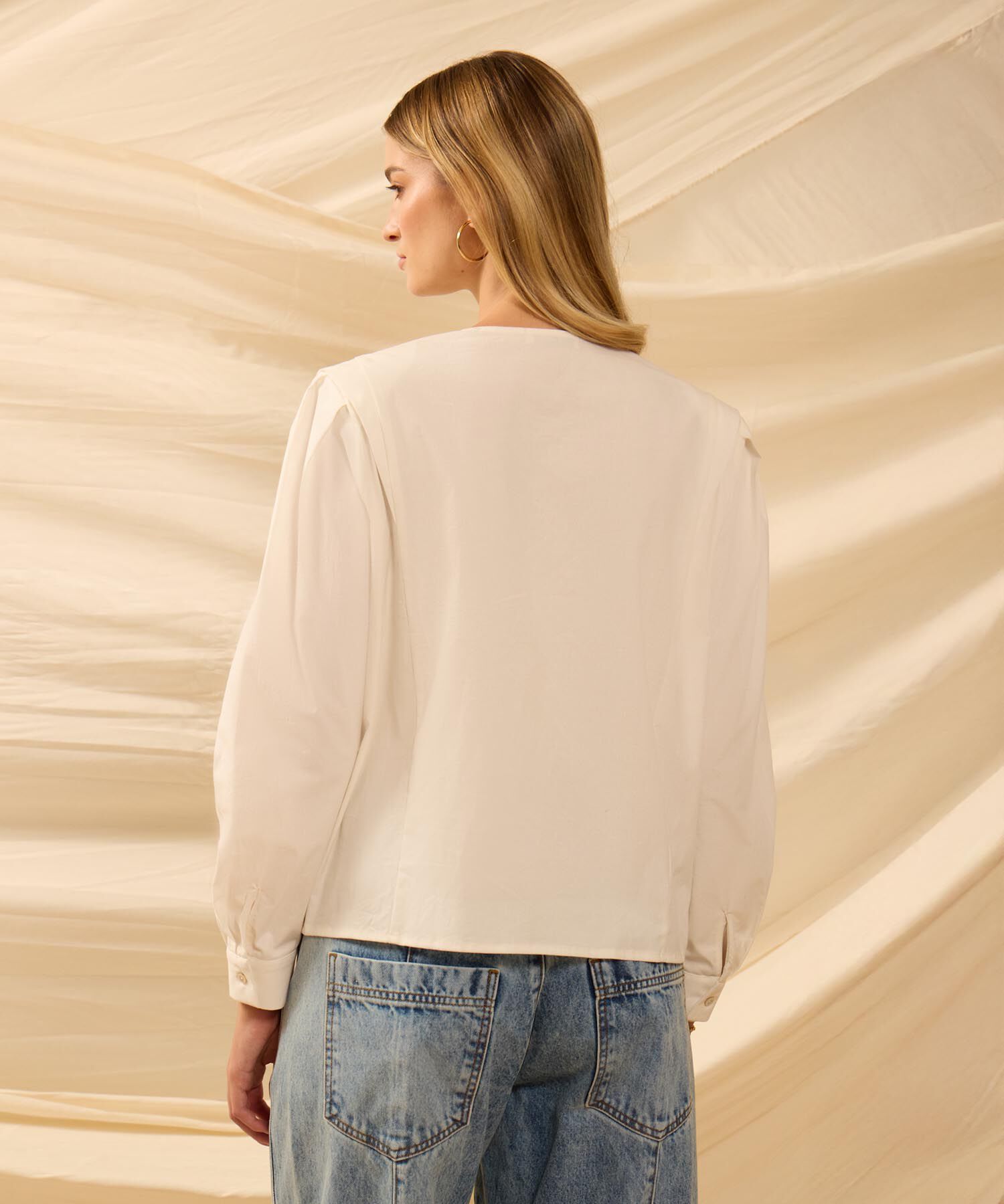 Blusa De Cuello Redondo Con Alforzas Para Mujer