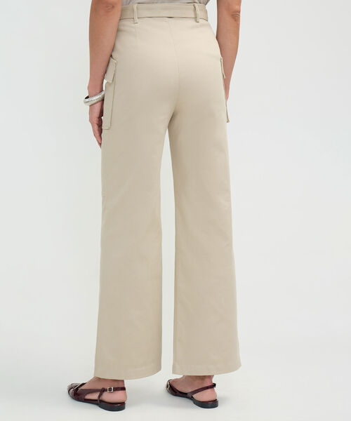 Pantalón Casual Bolsillos de Tapa