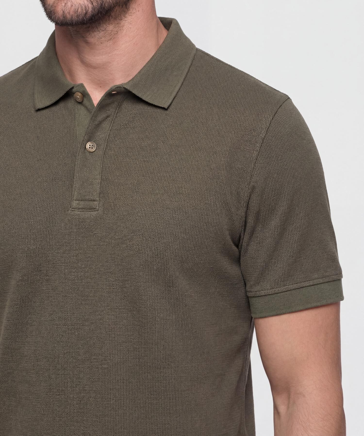 Polo Unicolor Texturizada 