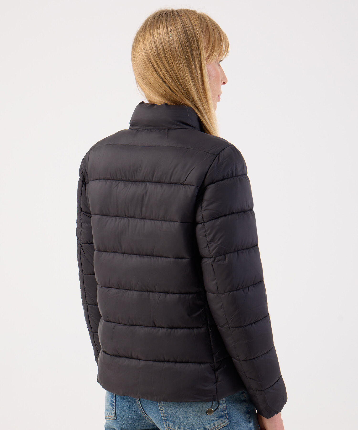 Chaqueta Acolchada de Cuello Alto