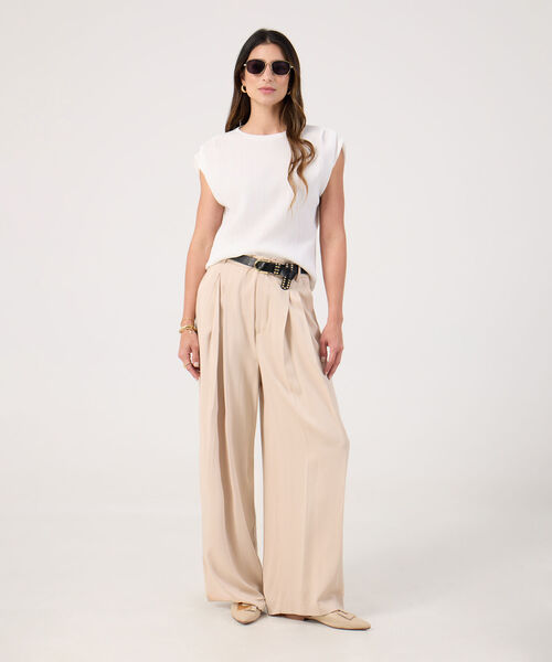 Camiseta unicolor texturizada  image number null