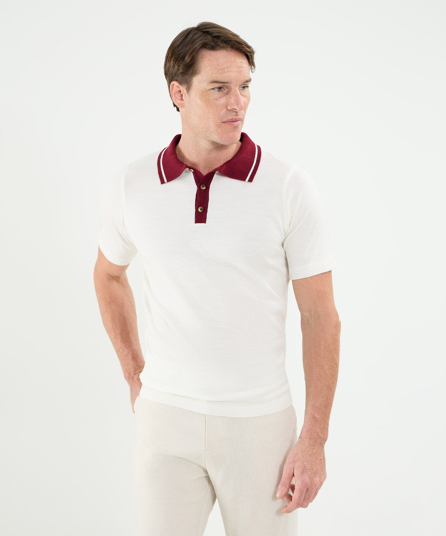Polo Tejida Cuello Y Pechera En Contraste Para Hombre