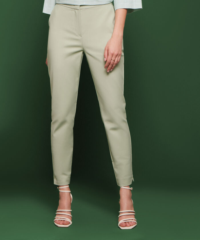 Pantal&oacute;n Cl&aacute;sico Unicolor