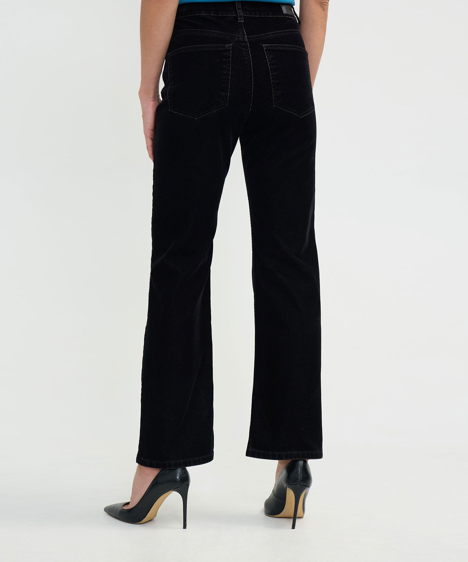 Jeans Straight Tono Negro