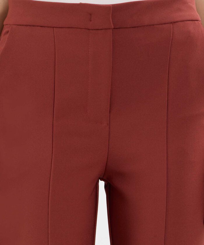 Pantalón Casual con Bolsillos