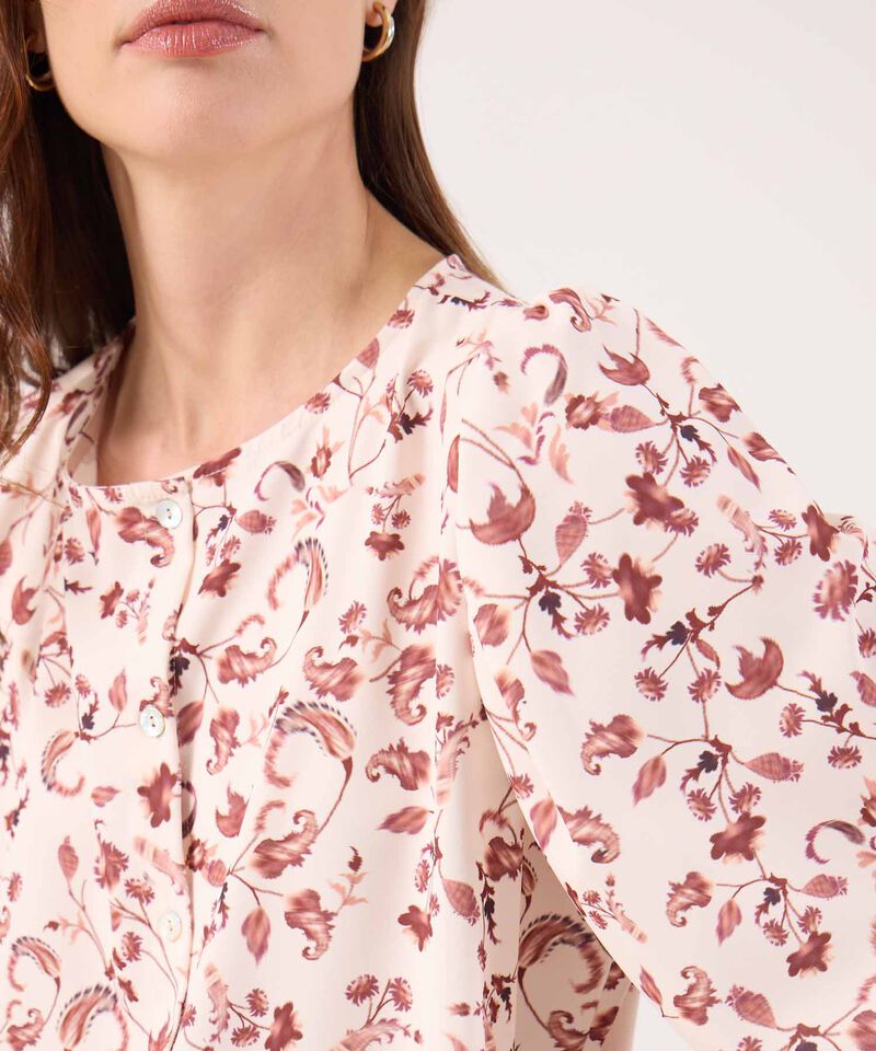Blusa Con Estampado Y Botonadura 