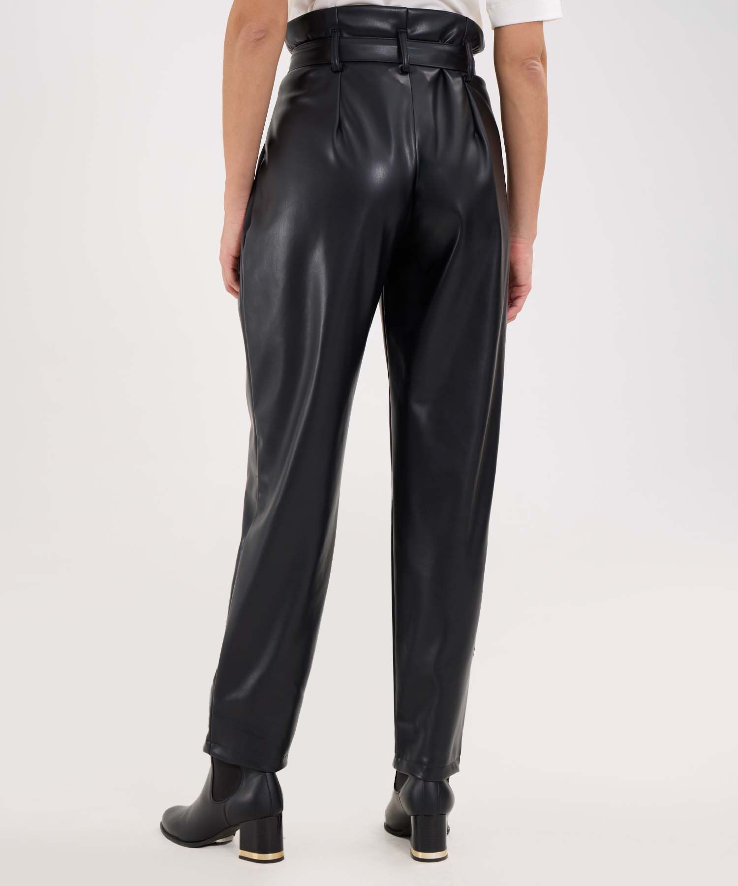 Pantal&oacute;n Paper Bag en Efecto Piel