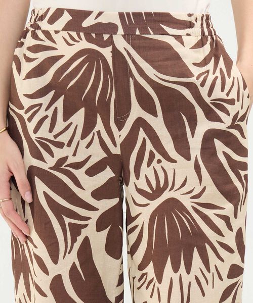 Pantalón Fluido Estampado image number null