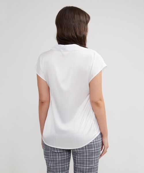 Blusa A Manga Corta Corrida Unicolor En Satin image number null