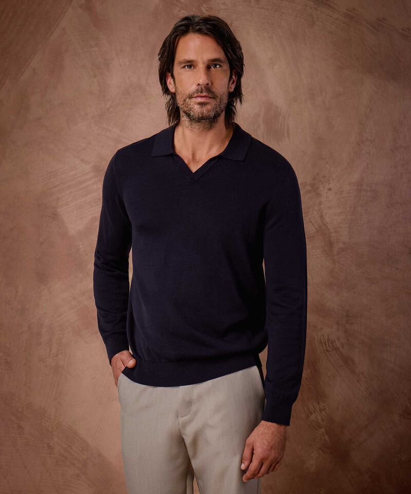 Polo de Tejido Fino con Cuello V Para Hombre