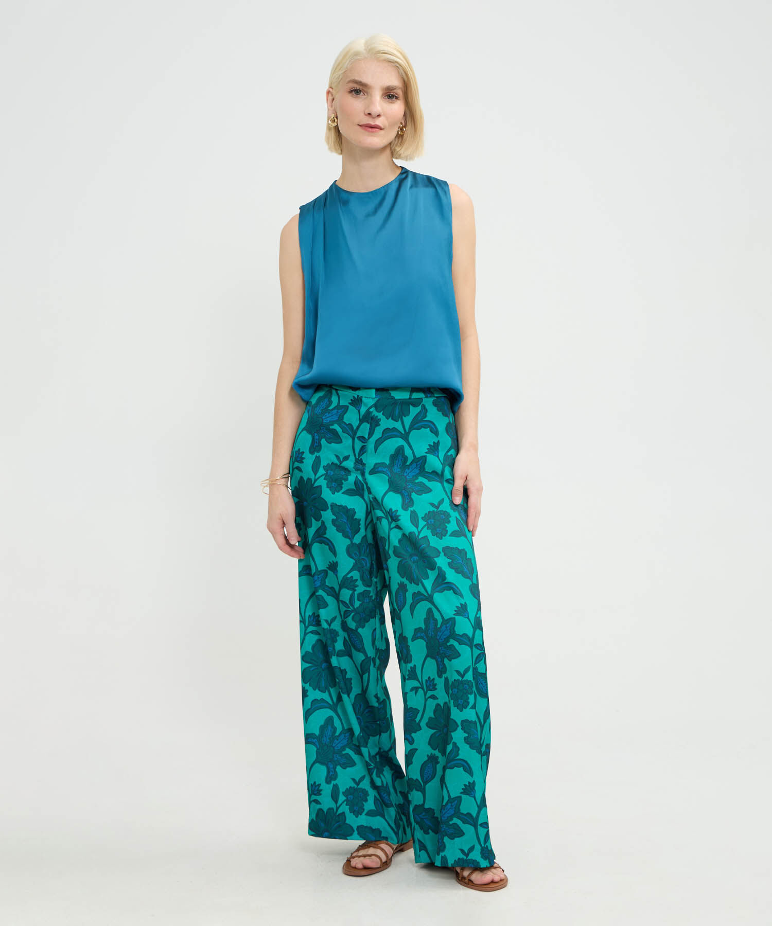 Blusa Unicolor Manga Sisa