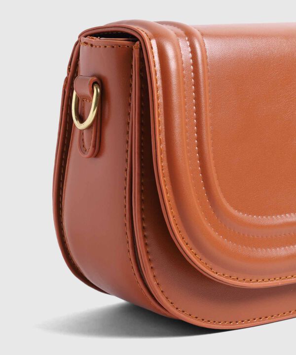 Bolso de Hombro Dise&ntilde;o Curvo Para Mujer