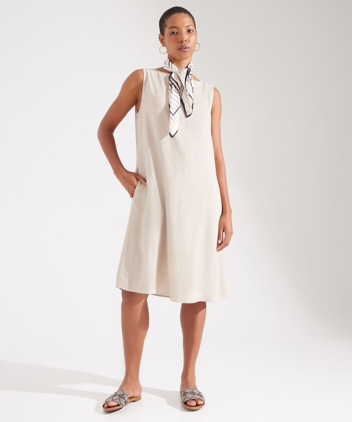 Vestido Corto Con Manga Sisa