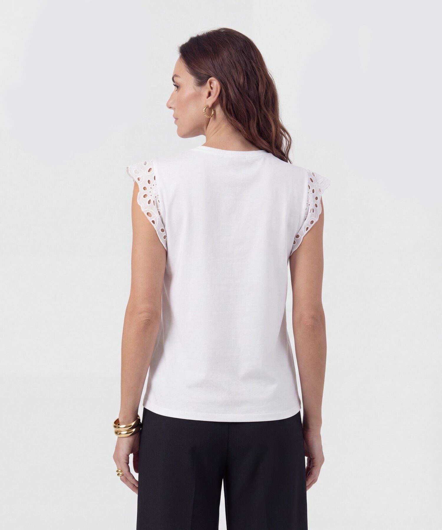 Camiseta Manga Sisa Con Ojalillo Para Mujer