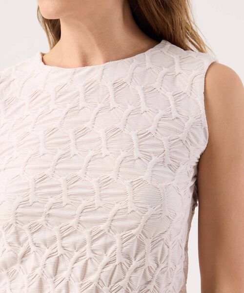 Camiseta En Relieve  image number null