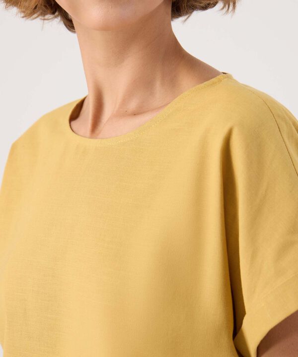 Blusa unicolor 