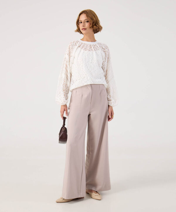 Blusa unicolor texturizada 