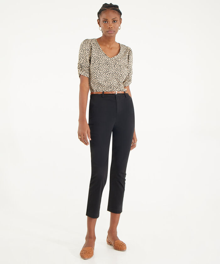 Pantalón Chino Unicolor Con Cinturón