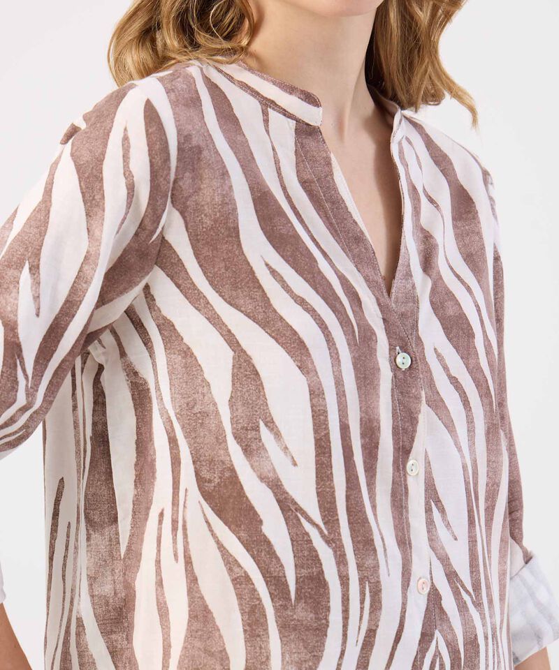 Blusa Para Mujer Estampada Cuello Ner&uacute;