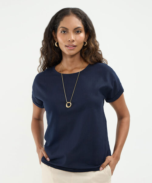 Blusa Con Doblez En Efecto Lino image number null