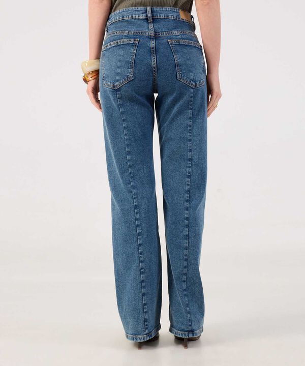 Jean Recto con Costuras Frontales para Mujer