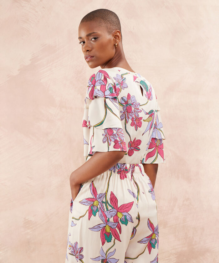 Blusa Manga Corta Unicolor Con Capas En Manga