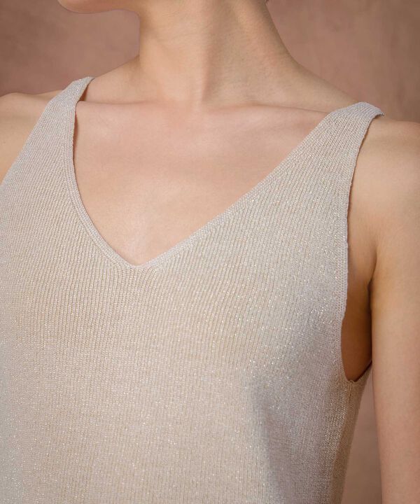 Top De Punto Acanalado Cuello V Mujer