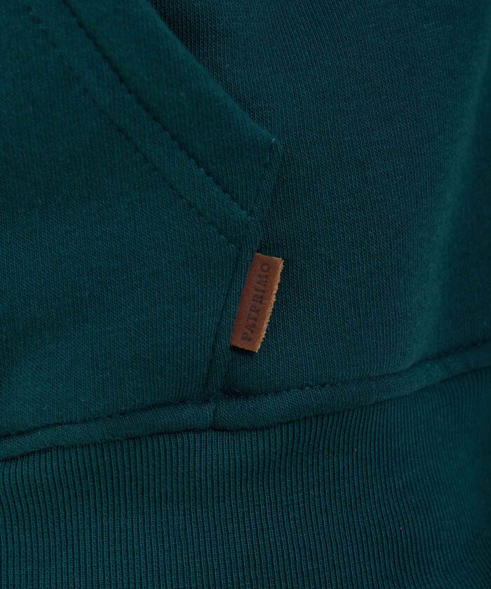 Buso con capota y bolsillo para hombre