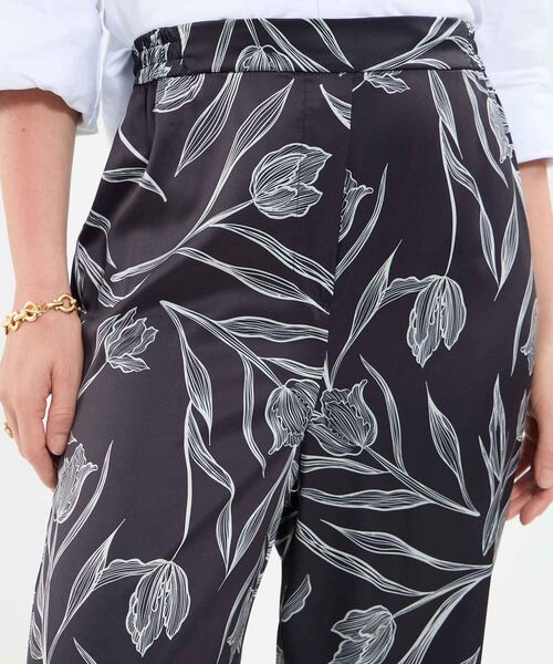 Pantal&oacute;n estampado para mujer image number null