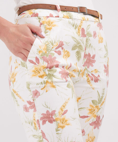 Pantalon Chino Estampado  Con Cinturon image number null