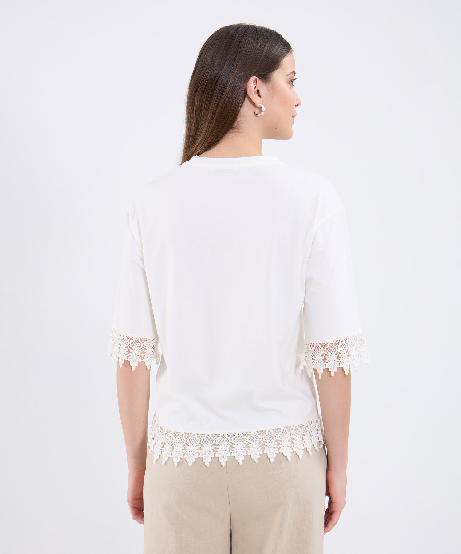 Camiseta Con Detalle