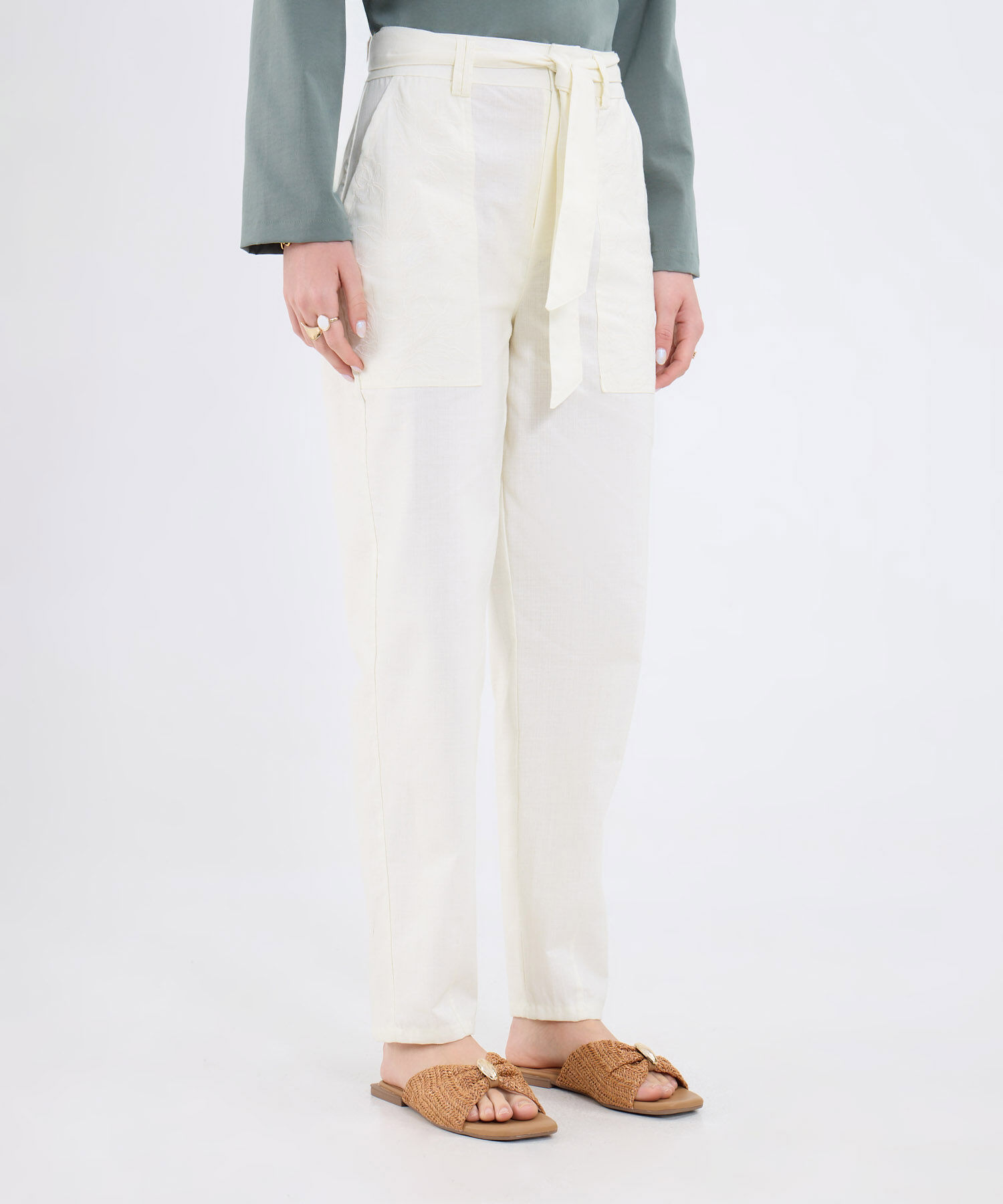 Pantal&oacute;n Unicolor Con Cinturon