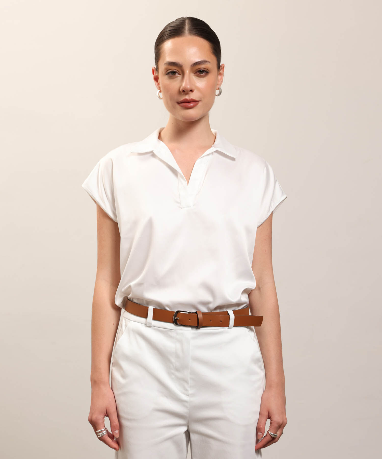 Blusa Satinada Escote en V