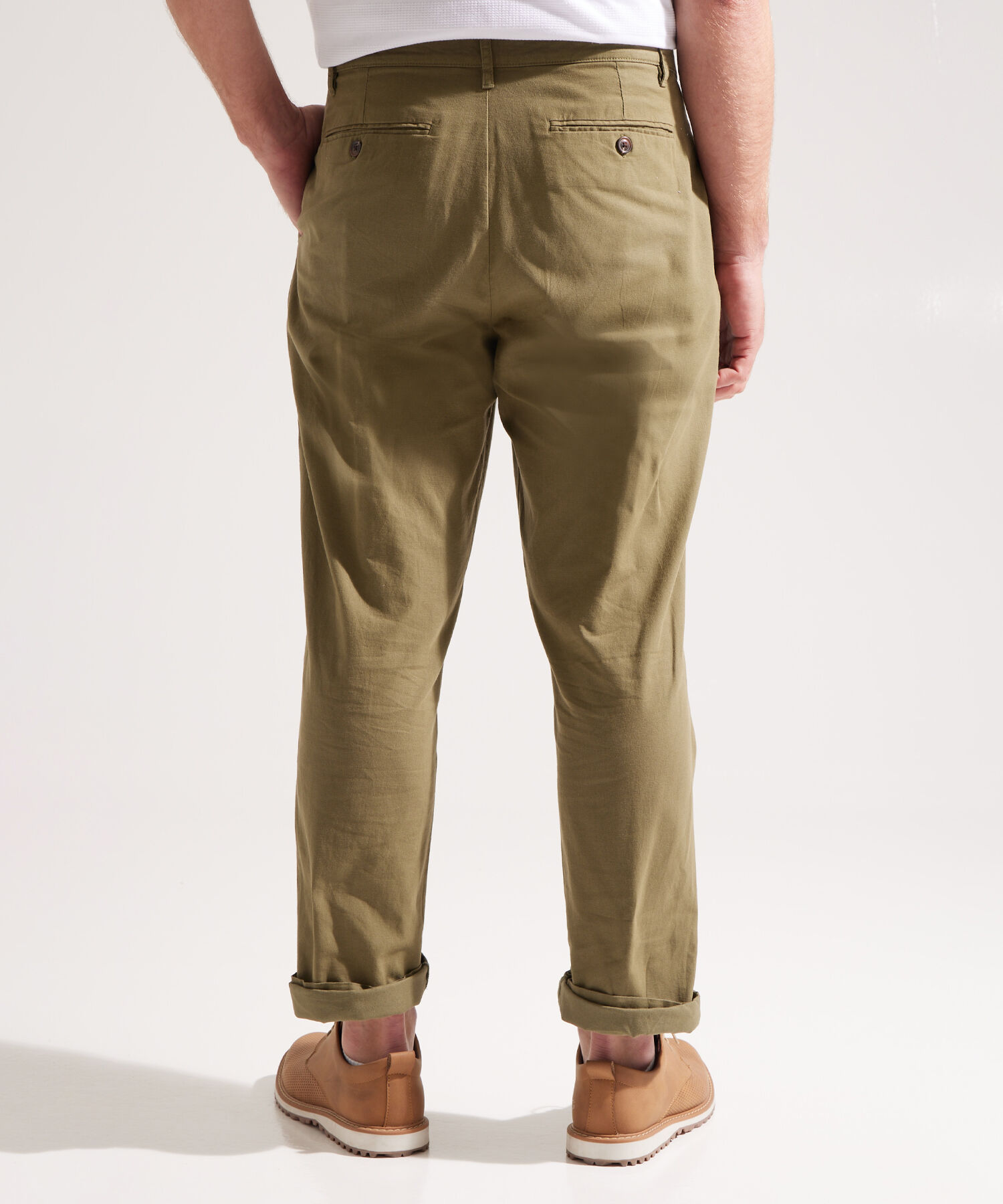 Pantalón Tipo Chino con Bolsillos