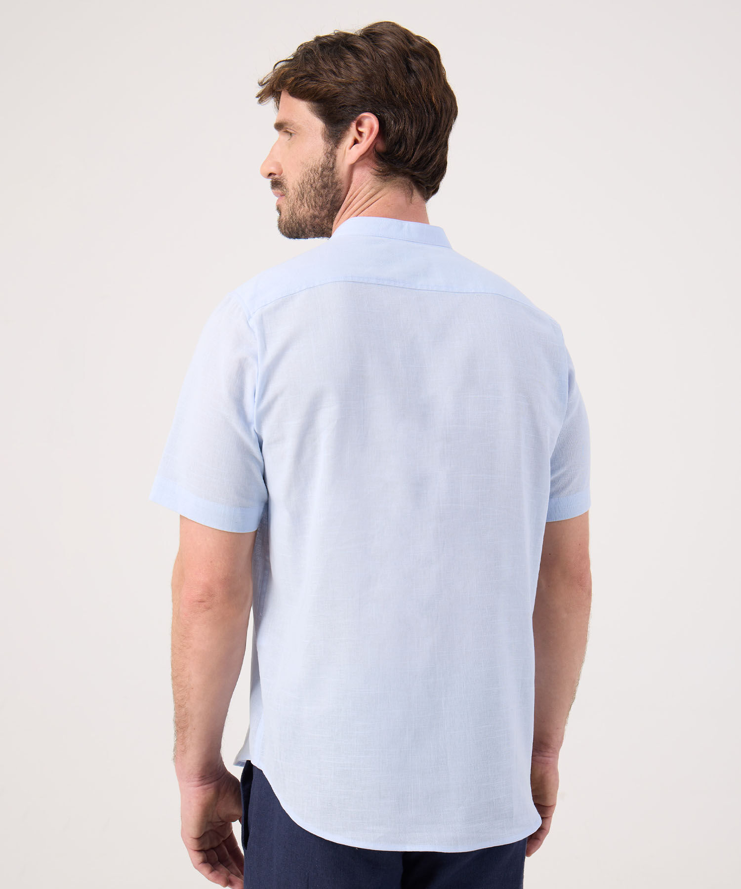 Camisa Unicolor Cuello Mao 