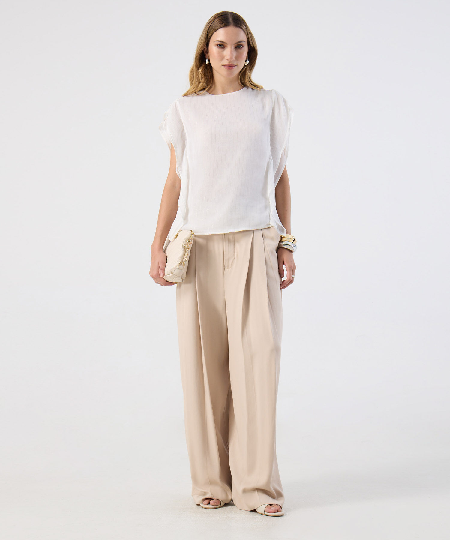 Blusa Para Mujer Dise&ntilde;o Estructurado Sin Manga