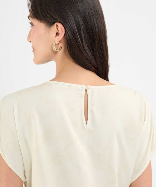 Blusa Estampada con Anudado