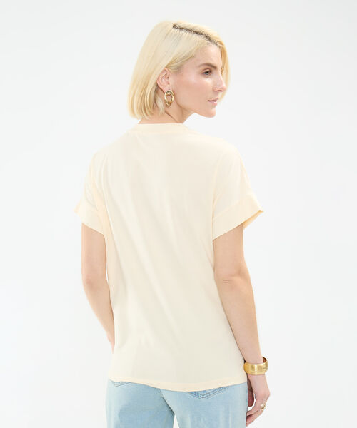 Camiseta Estampado en Relieve