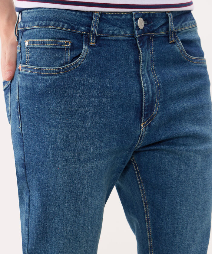 Jean Jean Masculino Slim Tono Azul Medio.