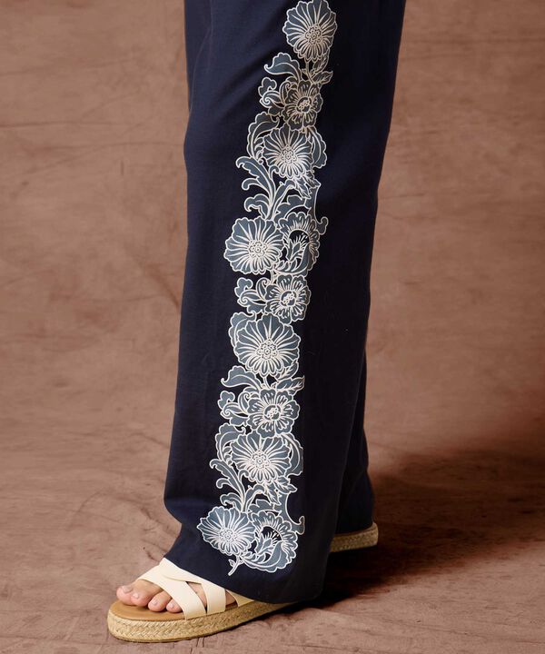 Pantal&oacute;n Fluido con Bordado