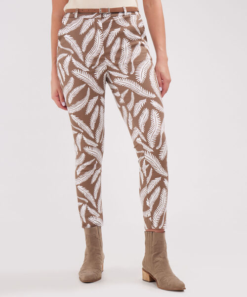 Pantalon Chino Estampado  Con Cinturon image number null