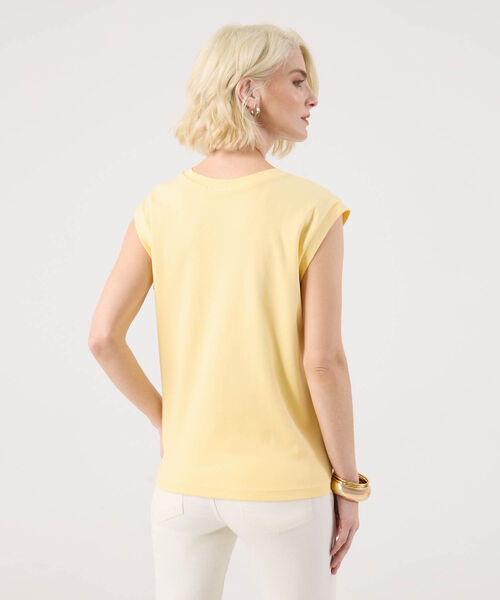 Camiseta Manga Sisa Con Bordado