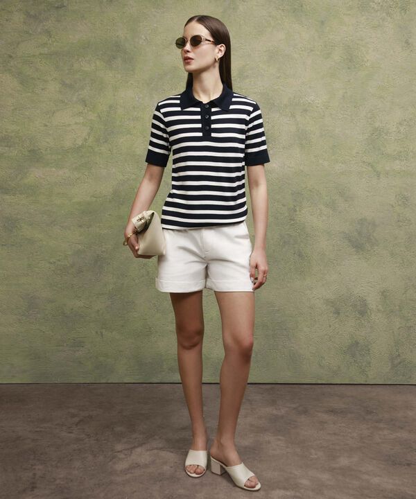 Bermuda Corta Unicolor