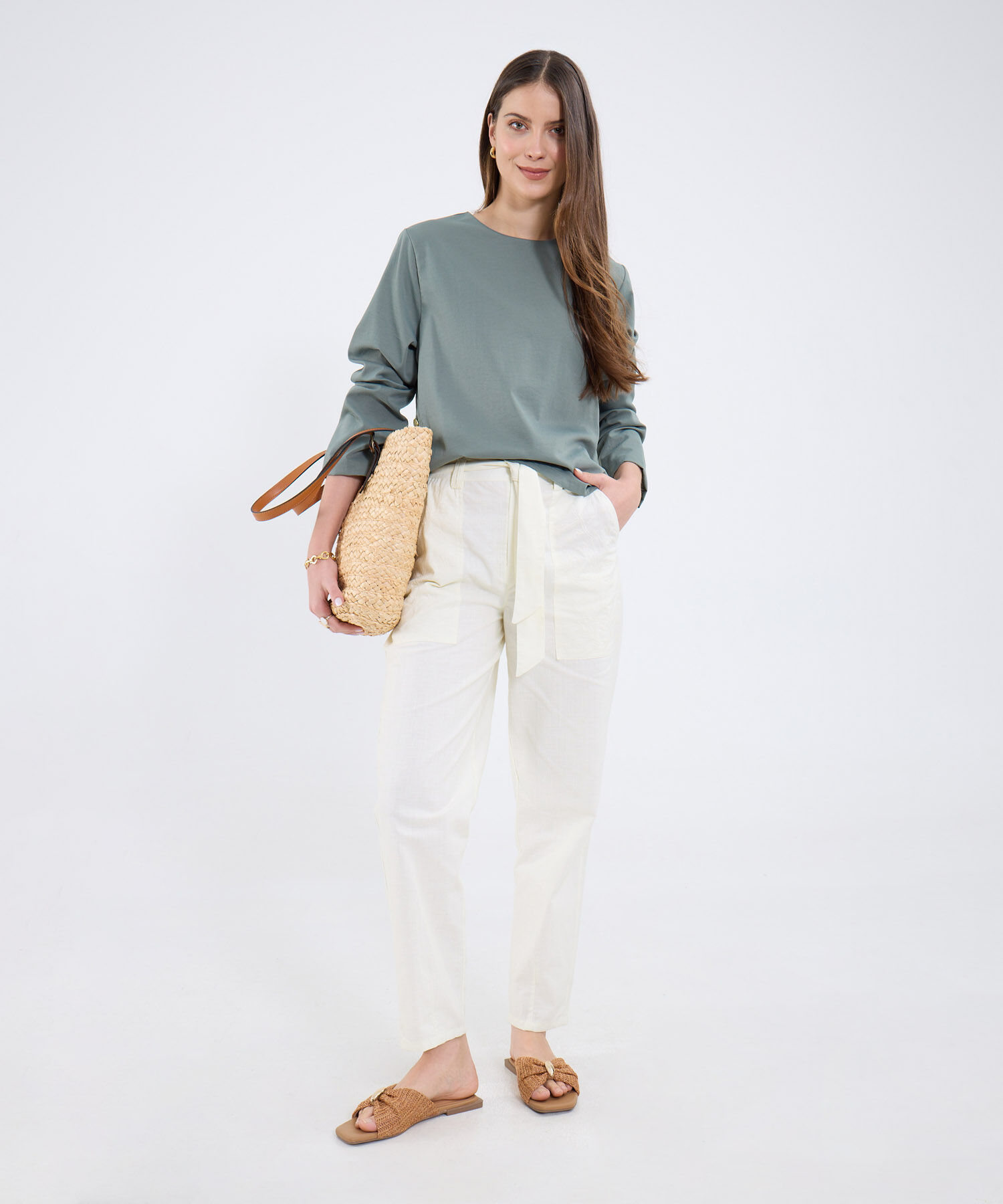 Pantal&oacute;n Unicolor Con Cinturon