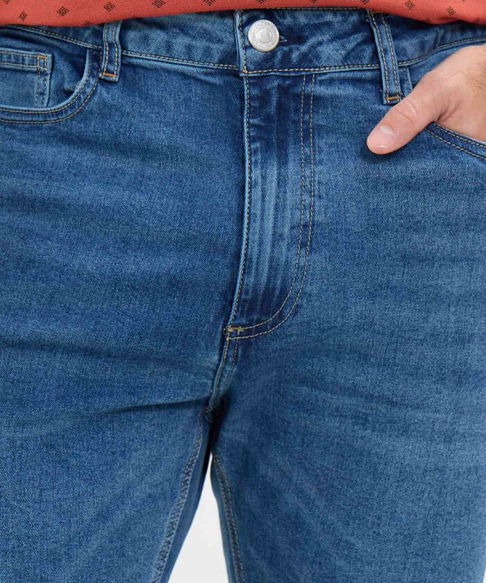 Jeans Slim Tono Medio