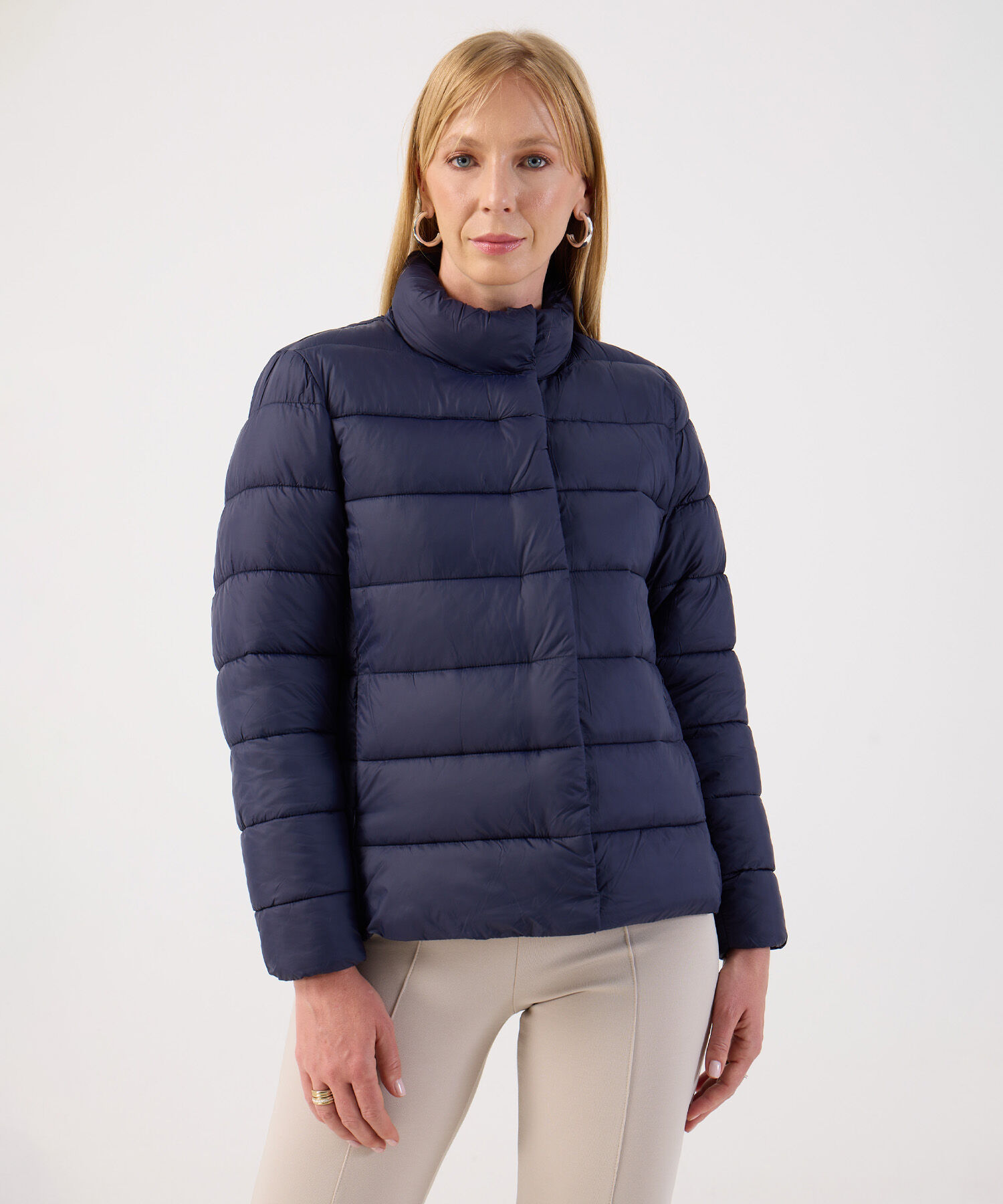 Chaqueta Acolchada de Cuello Alto