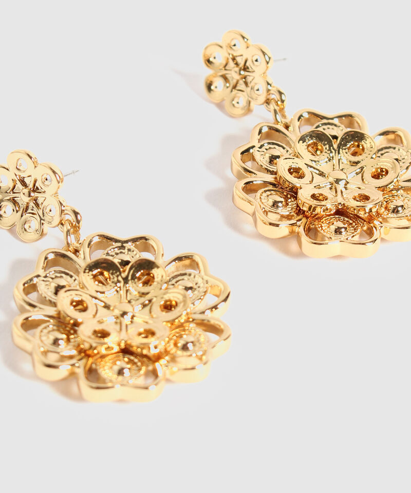 Aretes