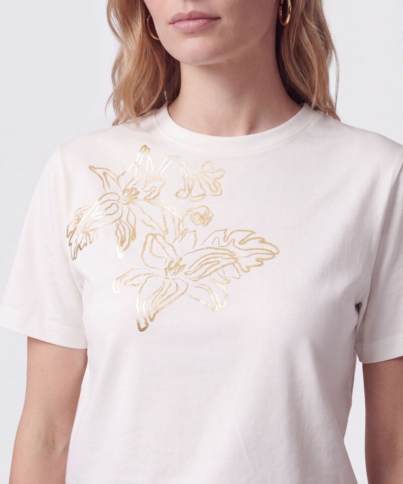 Camiseta Con Bordado Floral Para Mujer
